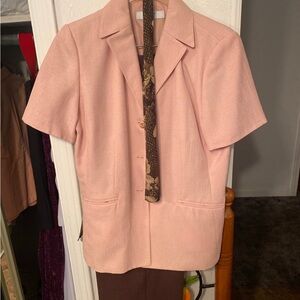 Le Suit Blush Pink Short Sleeve Blazer/Pant Suit